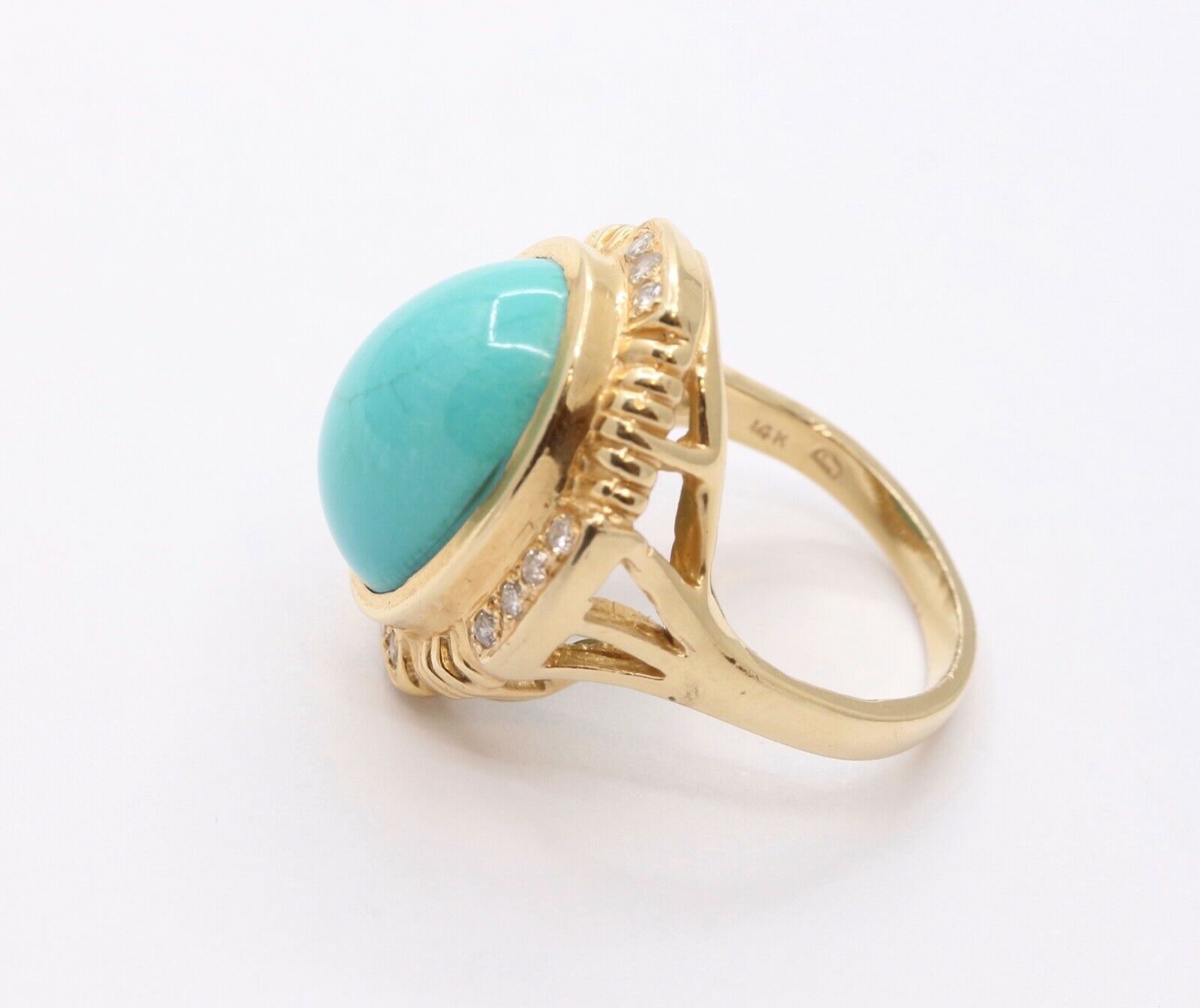 Vintage Turquoise Diamonds 14K Yellow Gold Ring