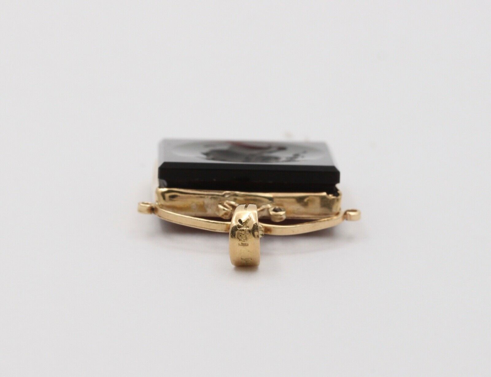 Vintage Intaglio Carved Carnelian 14K Yellow Gold Pendant