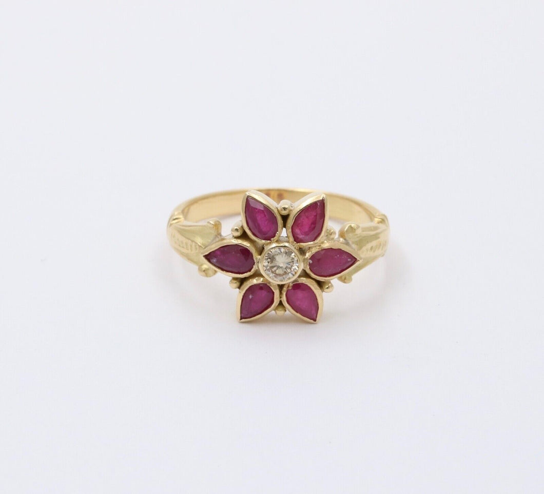 Vintage Flower Rubies Diamond 18K Yellow Gold Ring