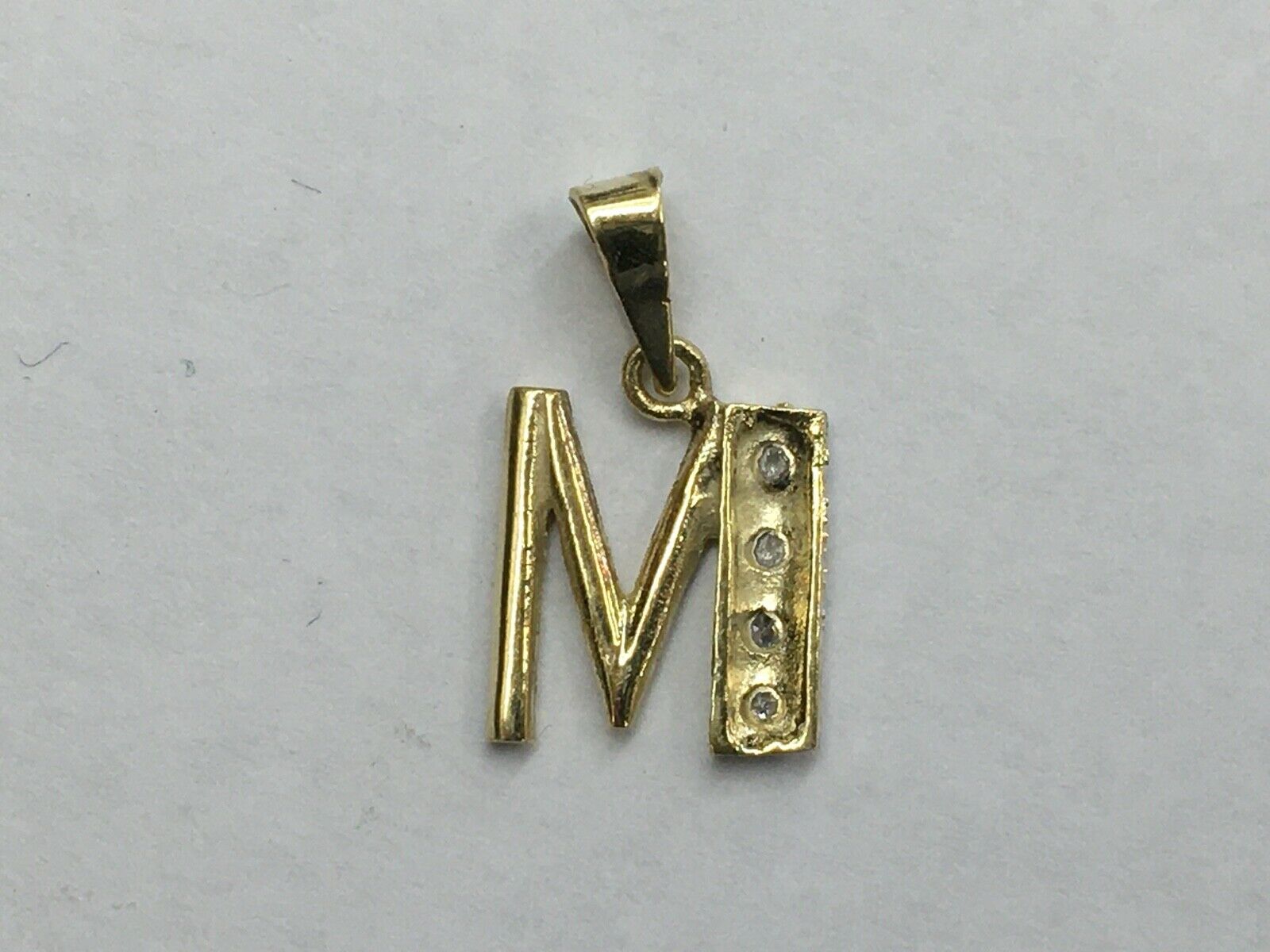Cute Vintage "M" Pendant