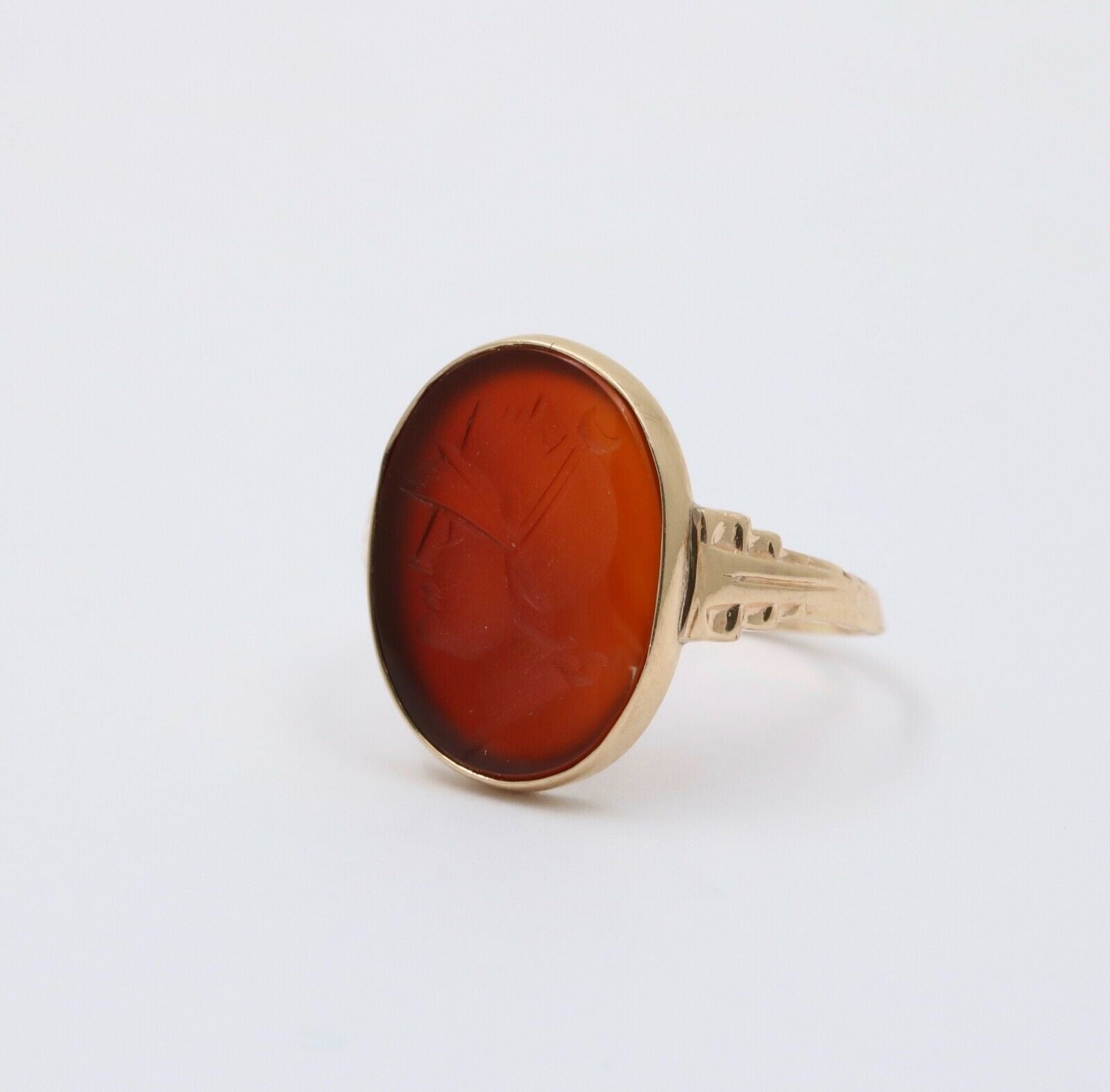 Art Deco Intaglio Carved Carnelian 14K Yellow Gold Signet Ring