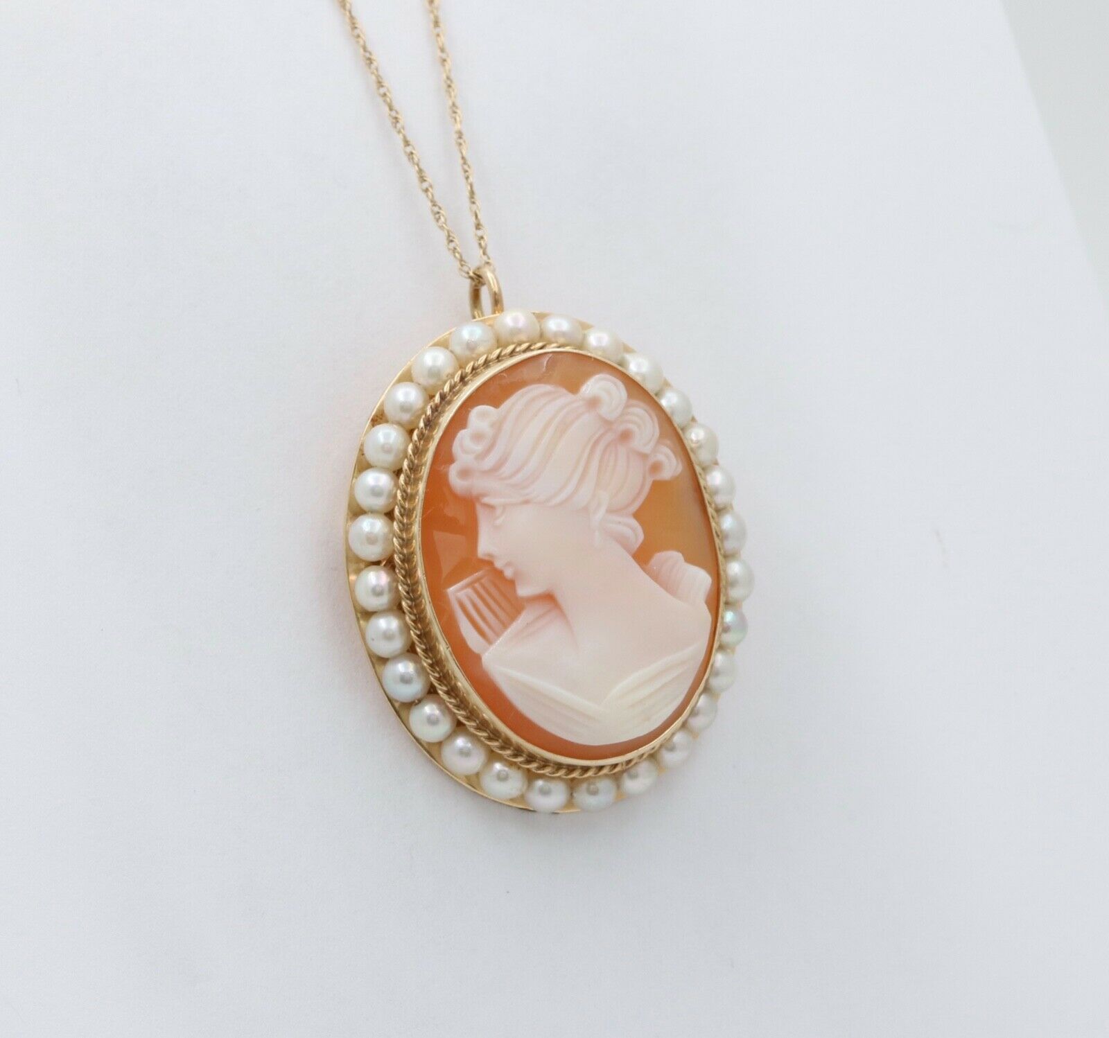 Vintage Carved Shell Cameo Pearls 14K Yellow Gold Brooch Pendant