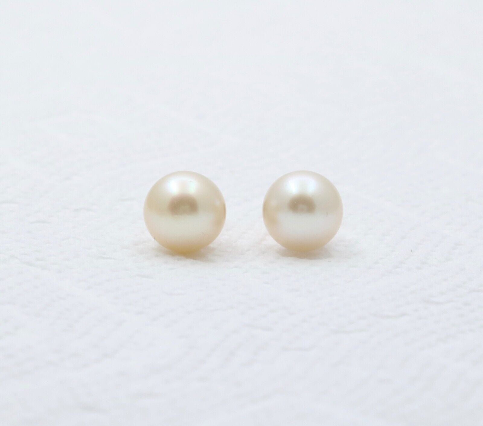Vintage Pearl 14K Yellow Gold Earrings