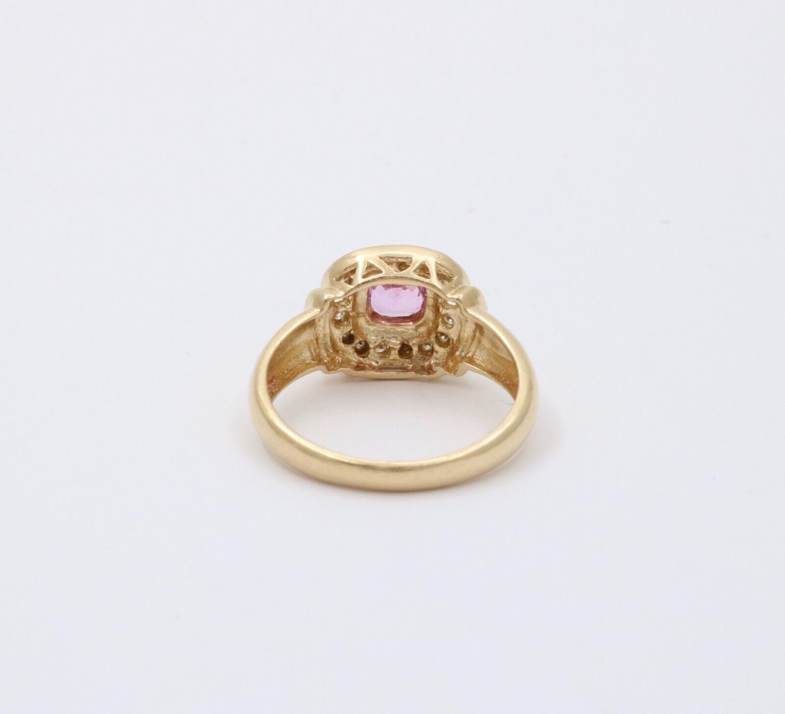 Vintage Pink Sapphire Diamonds 14k Yellow Gold Ring
