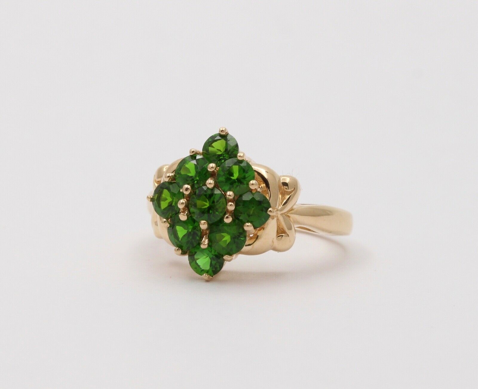 Vintage Cluster Green Garnet 14K Yellow Gold Ring