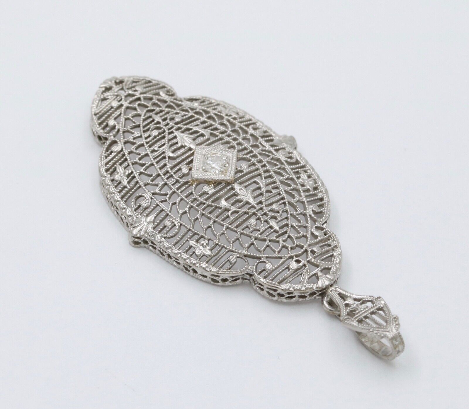 Art Deco 14K White Gold Filigree Diamond Pendant Necklace