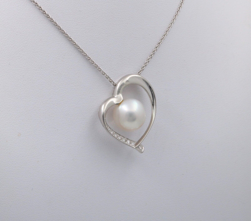 Vintage South Sea Pearl Diamonds 18K White Gold Pendant and Chain