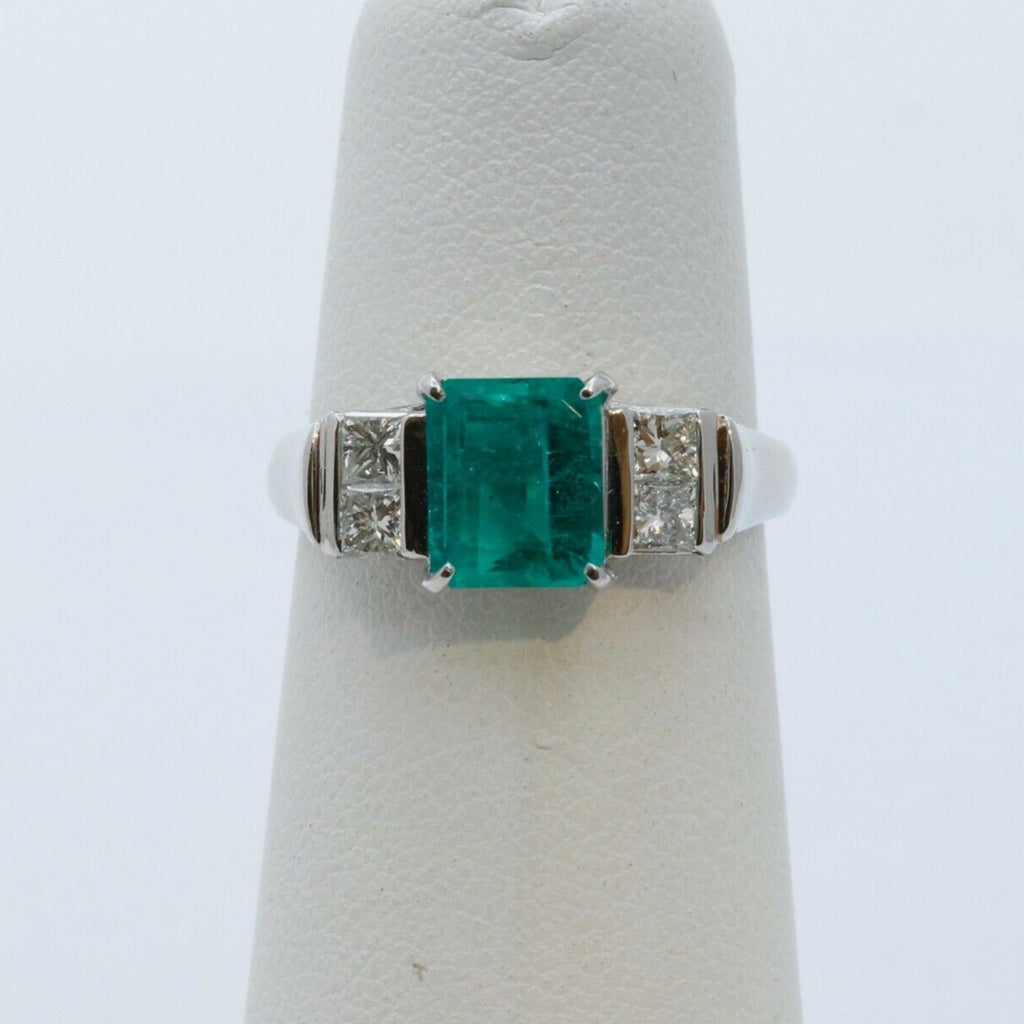 Vintage Emerald Diamonds Platinum Ring