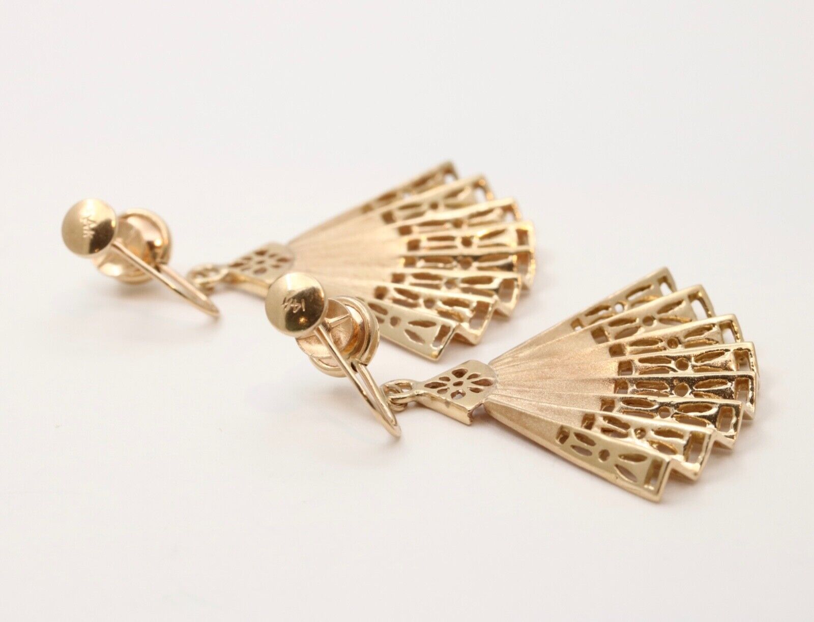 Vintage Folding Fan 14K Yellow Gold Earrings
