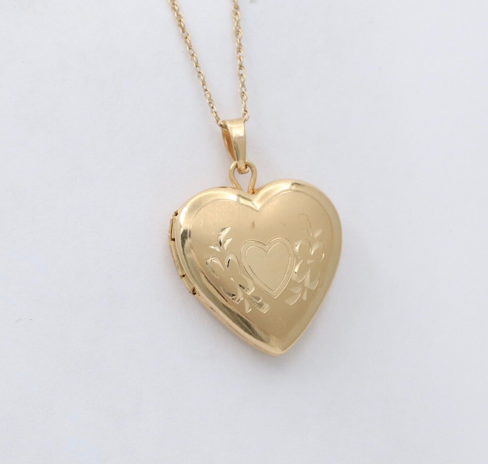 Vintage Heart Locket Pendant 14K Yellow Gold