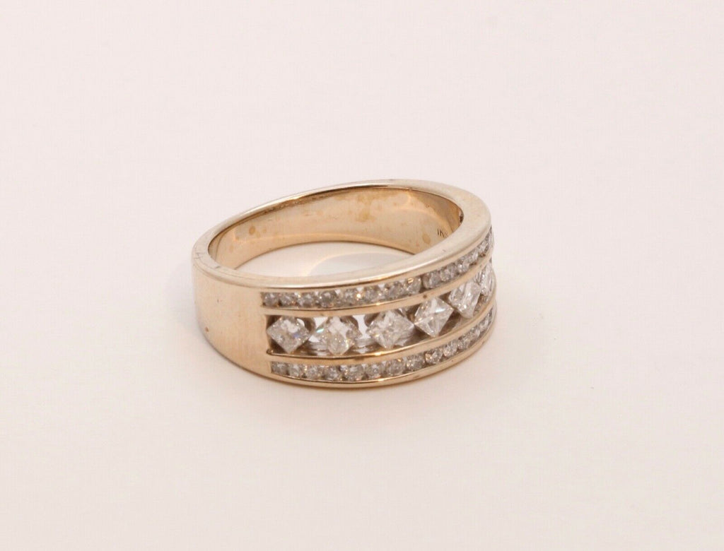 Vintage Ladies Diamonds 14K Yellow Gold Wedding Band