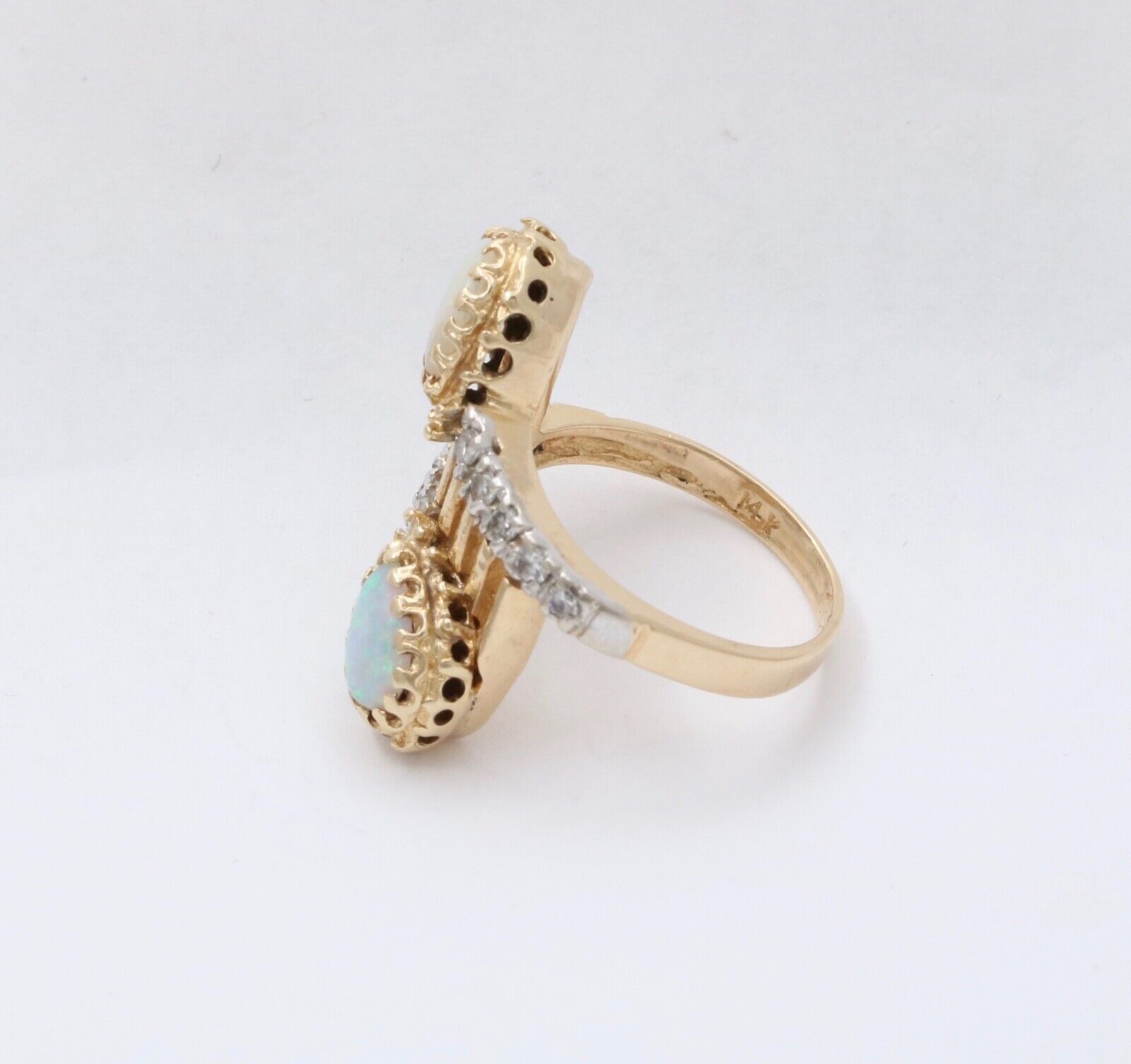 Vintage Geometric Bypass Opal Diamonds 14K Yellow Gold Ring