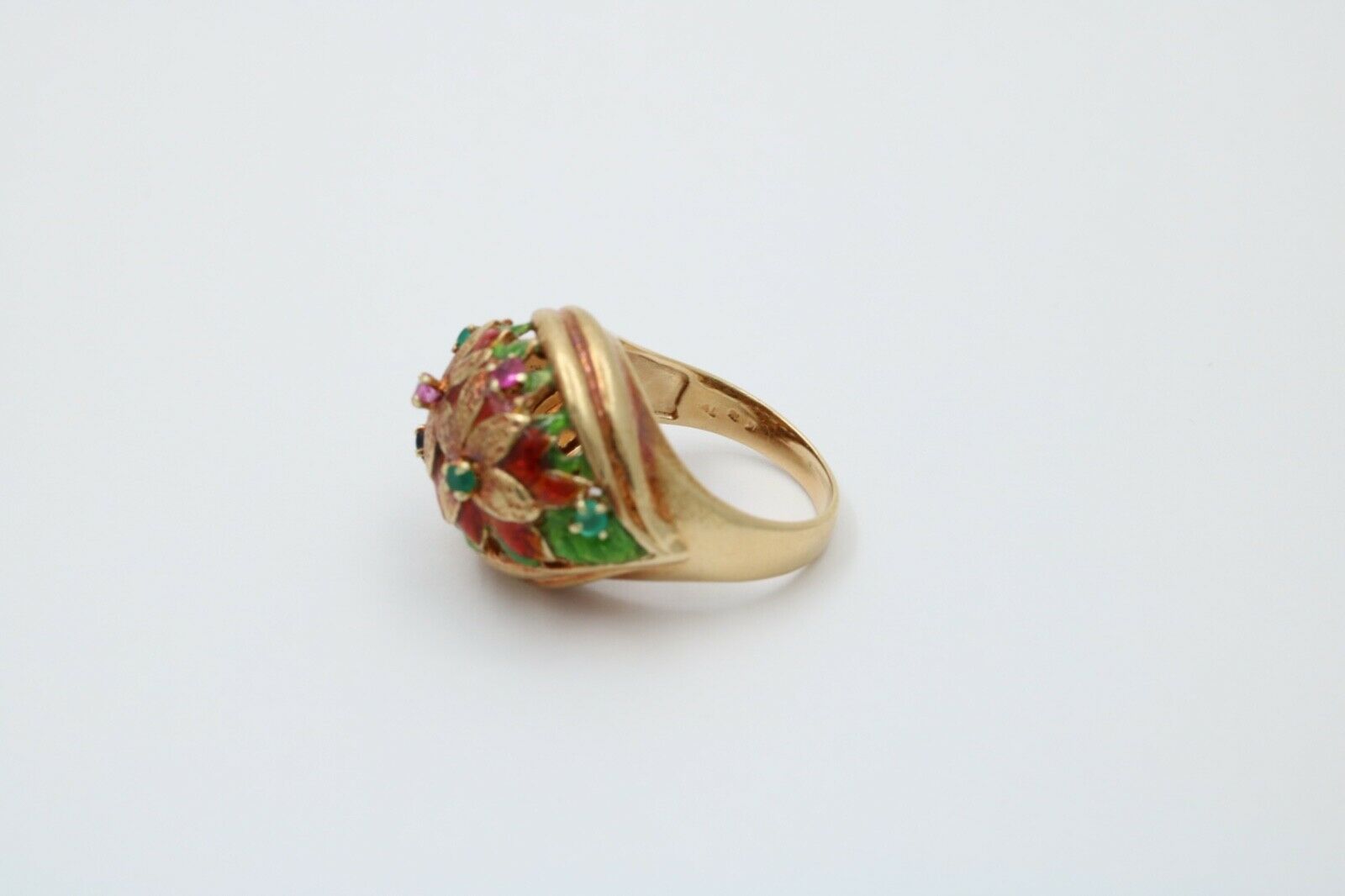Vintage 14K Yellow Gold Pink Tourmaline, Green Chalcedony and Sapphire Dome Flow