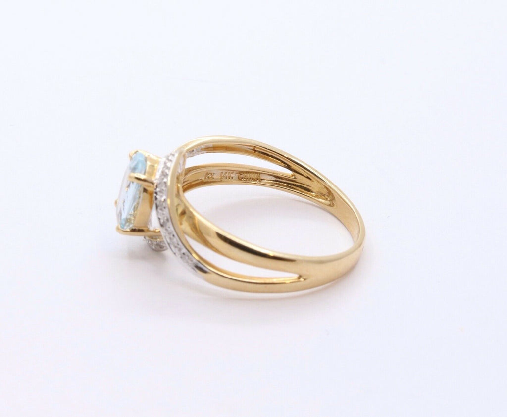 Vintage Ladies Natural Aquamarine Diamonds 14K Yellow White Gold Ring
