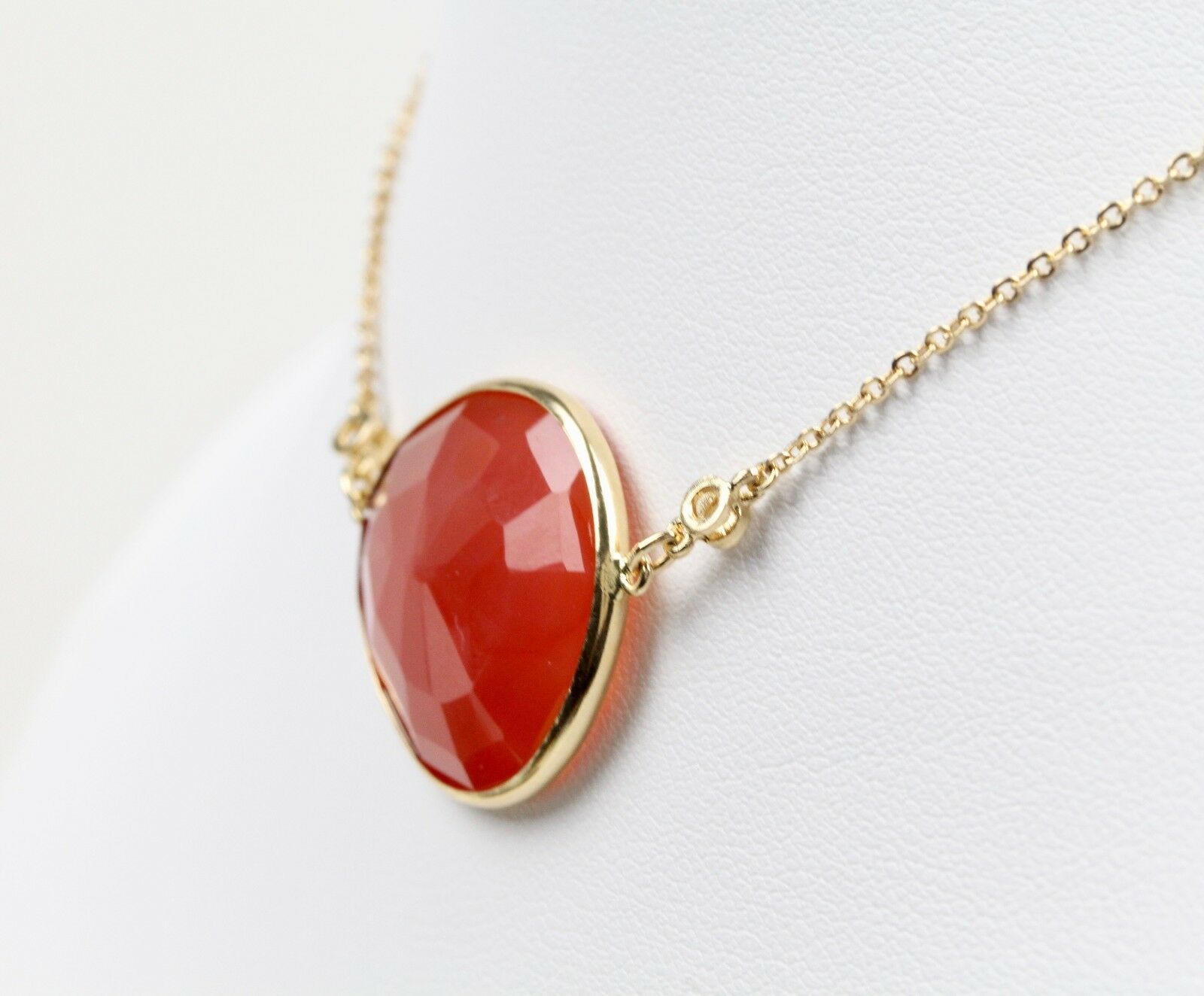 Vintage 14K Yellow Gold Agate Diamond Necklace
