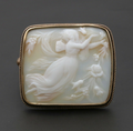 Vintage Large 14K Yellow Gold Fairy Tail or Dancing Woman Shell Cameo Brooch