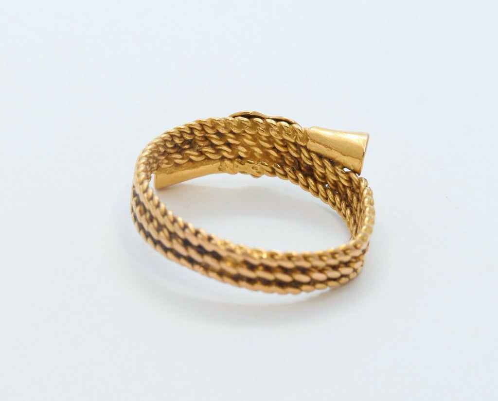 Vintage Ladies 18K Yellow Gold Rope Heart Ring