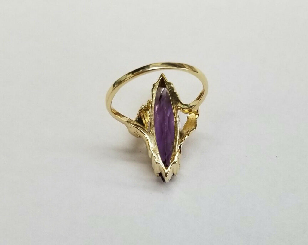 Vintage Ladies 14K Yellow Gold Bypass Iolite Ring