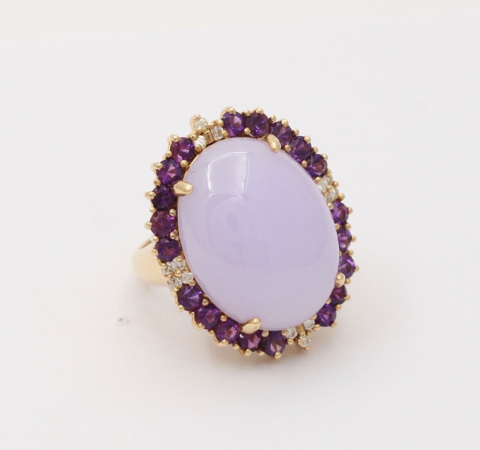 Vintage Cocktail Lavender Amethyst Diamonds 14K Yellow Gold Ring