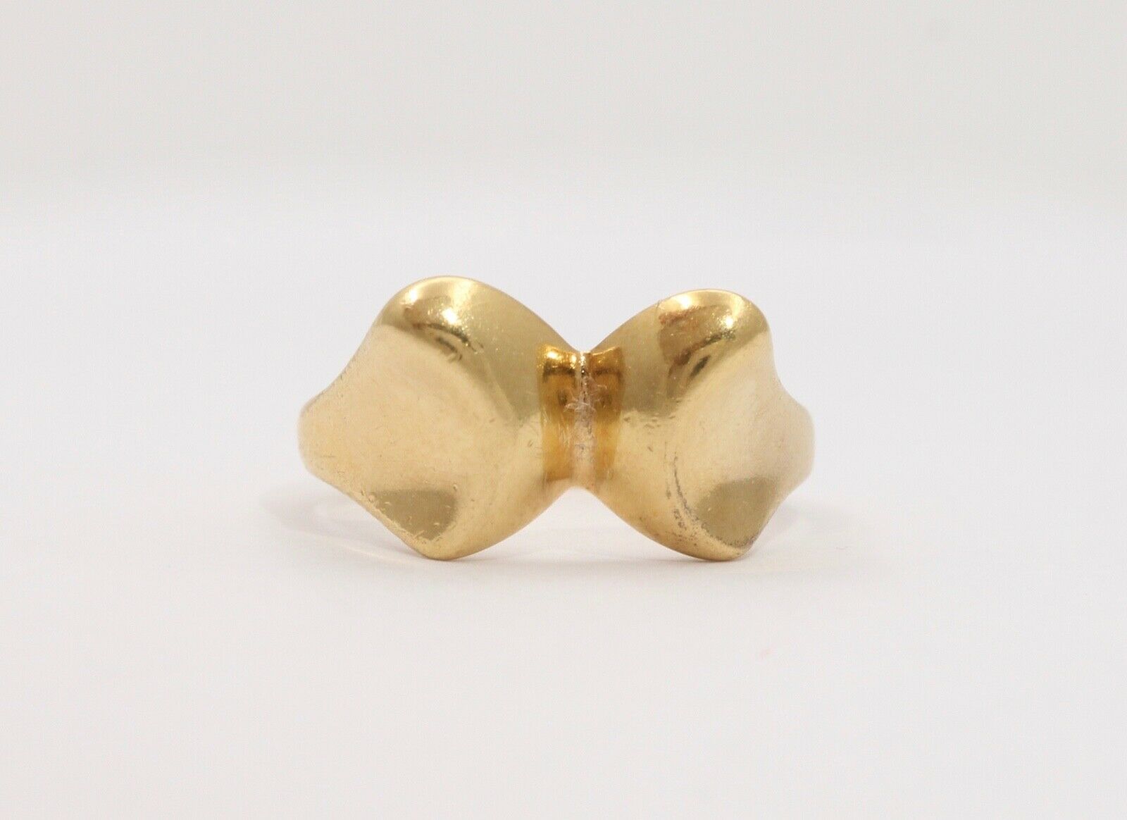 Tiffany and Co Elsa Peretti 18K Yellow Gold Full Hearts Ring