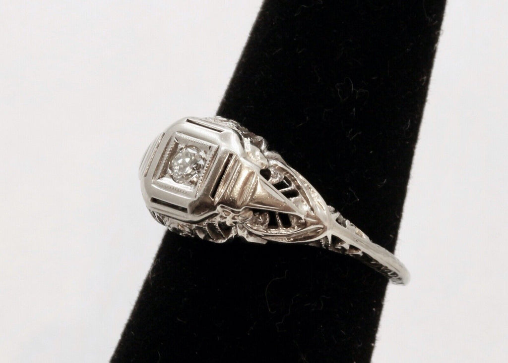 Art Deco Diamond 18K White Gold Ring