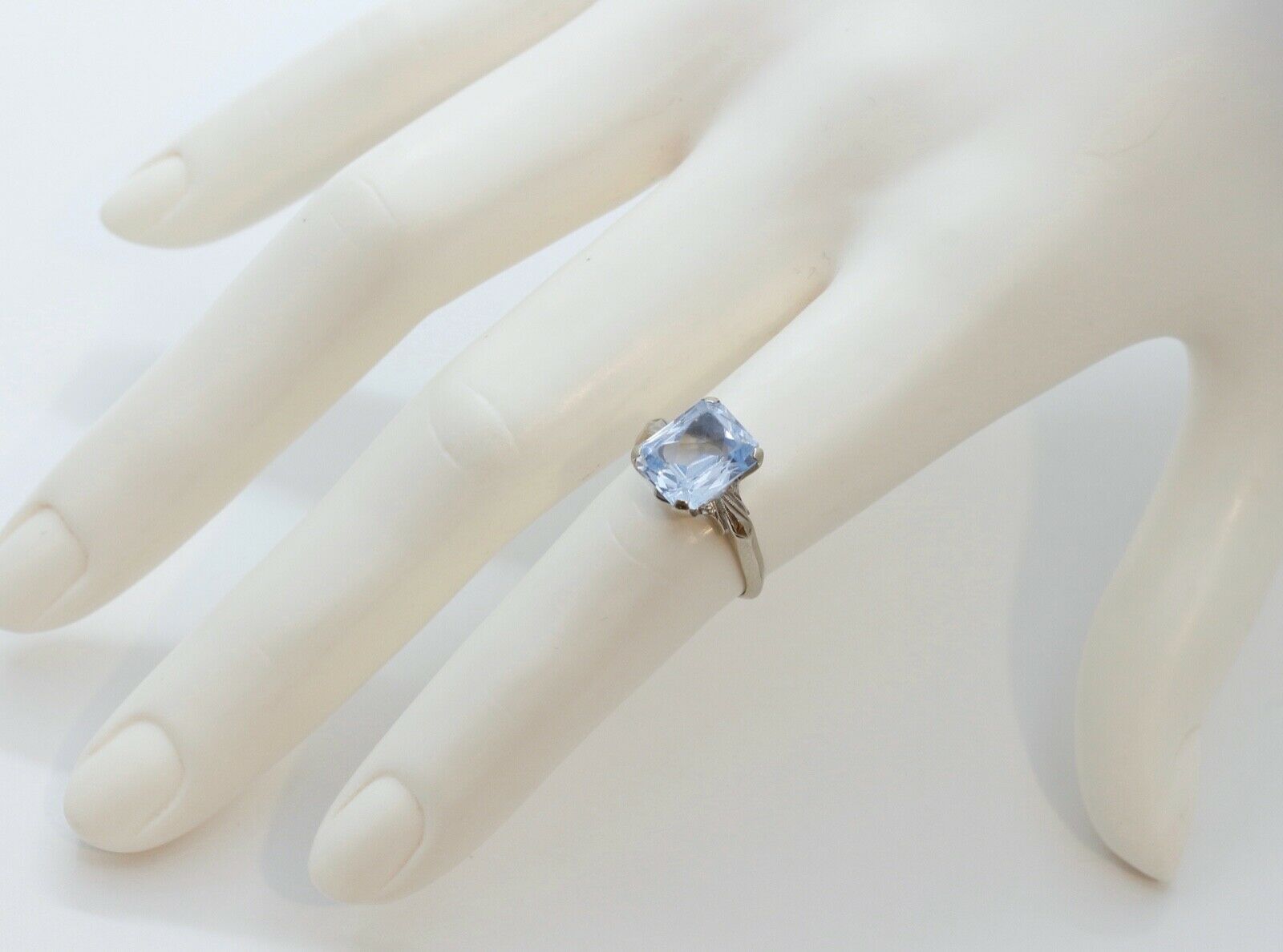 Art Deco Aquamarine 14K Yellow White Gold Cocktail Ring