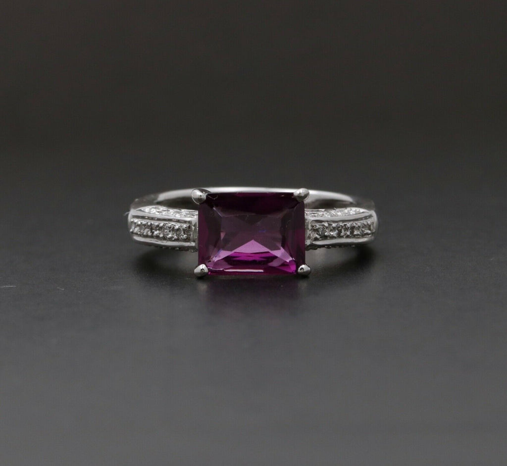 Vintage Amethyst Diamonds 18K White Gold Ring