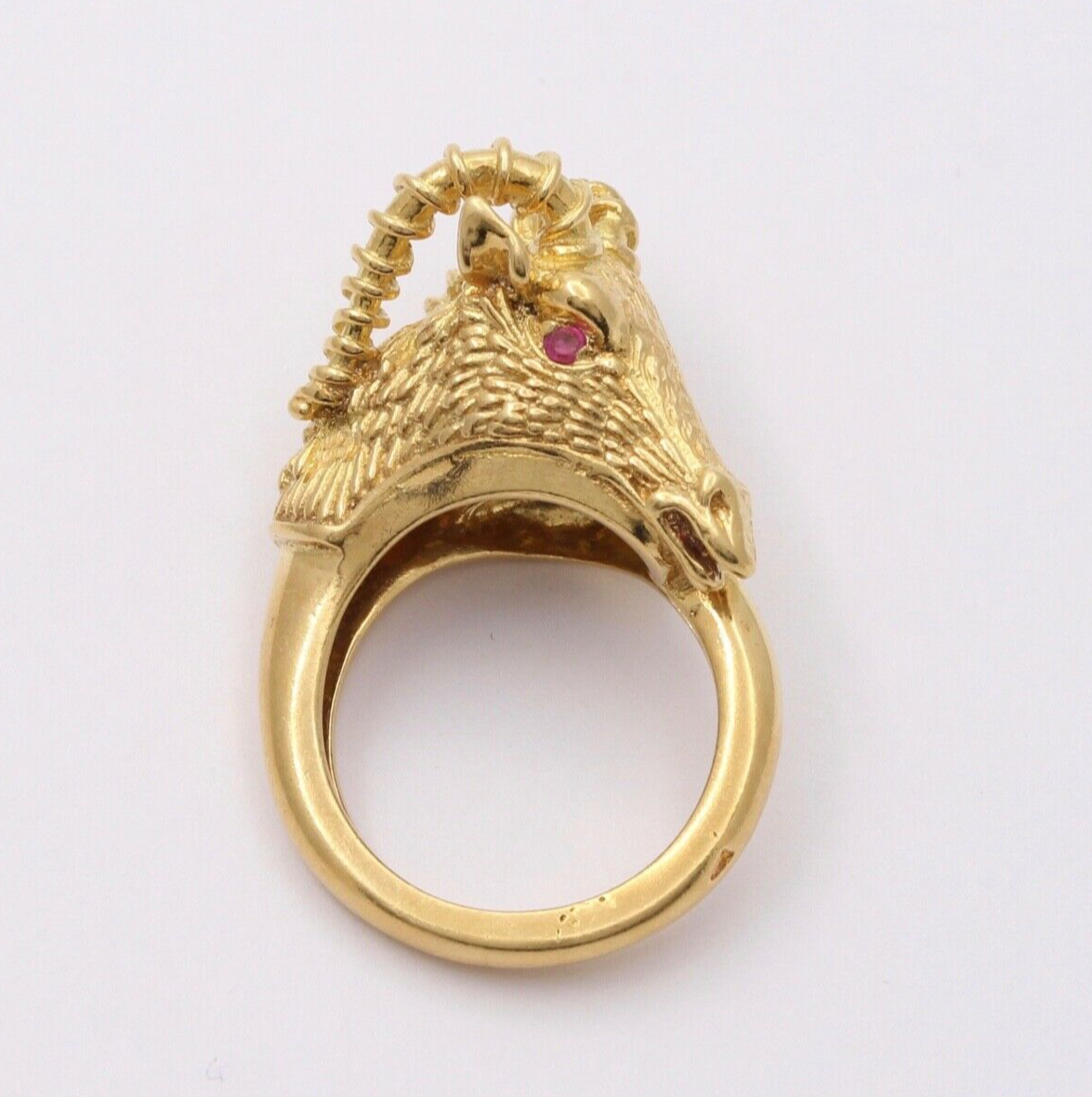 Vintage 18K Yellow Gold Ram Head Italian Ring, Zodiac Capricorn Aries Ring