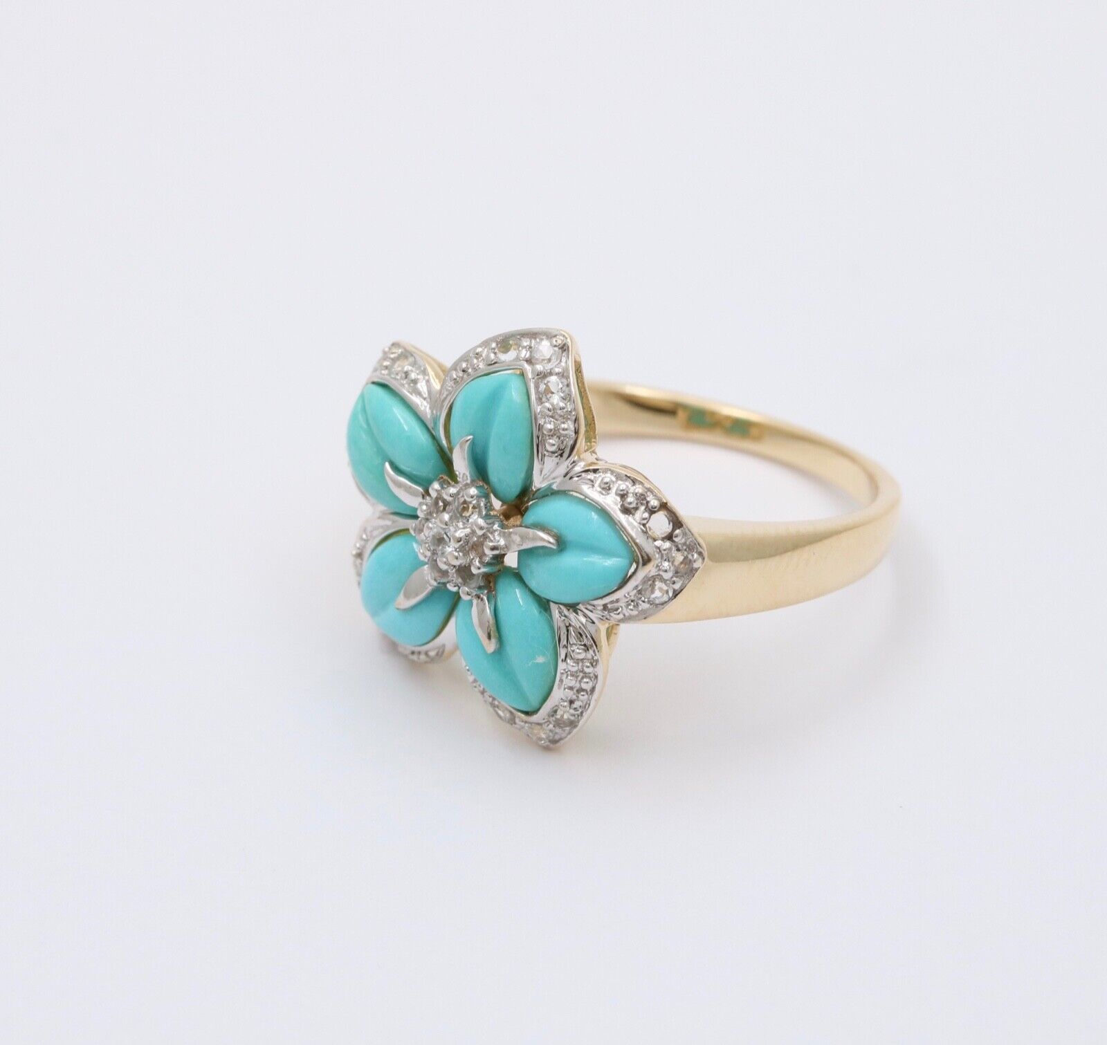 Vintage 18K Yellow Gold Turquoise & Diamond Flower RIng , Cocktail Ring