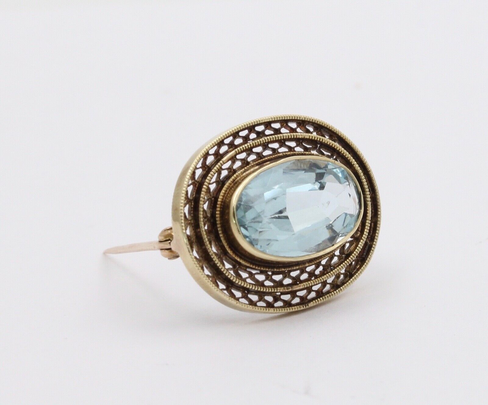 Edwardian Natural Aquamarine Ladies Brooch Pin
