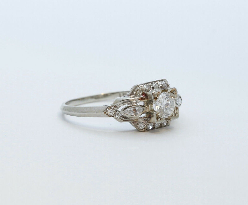 Art Deco 18K White Gold Diamonds Ring