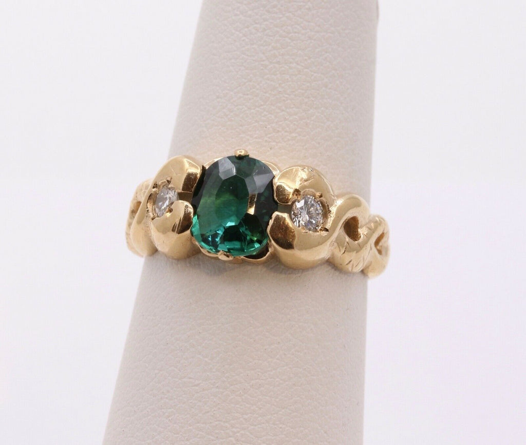 Pretty Vintage Green Tourmaline Diamonds 14K Yellow Gold Ring