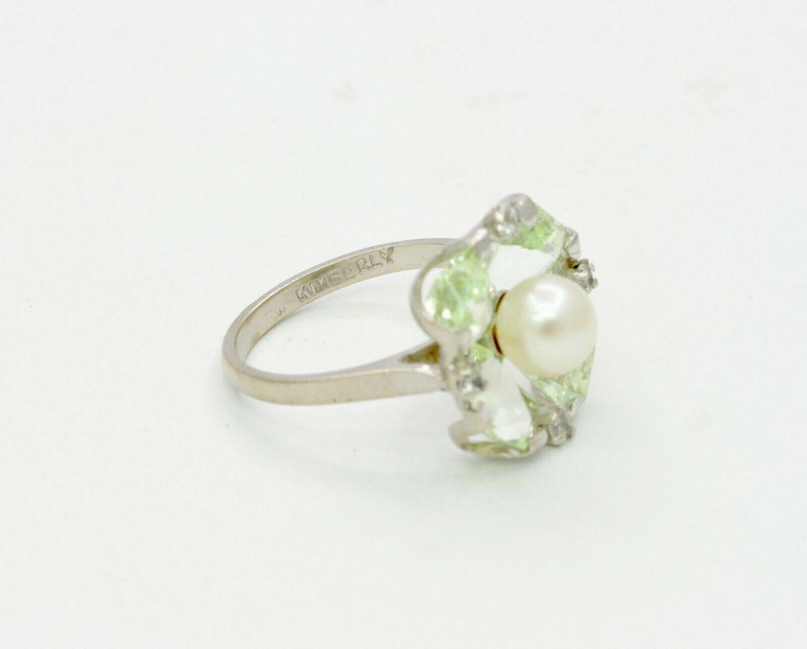 Vintage 10K White Gold Pearl Diamond Green Stone Ring
