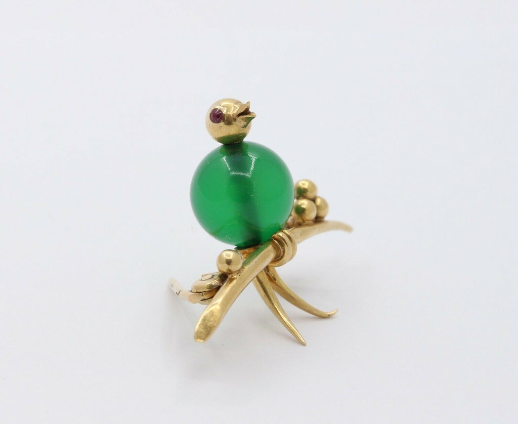 Vintage 14K Yellow Gold Chalcedony Bird Brooch