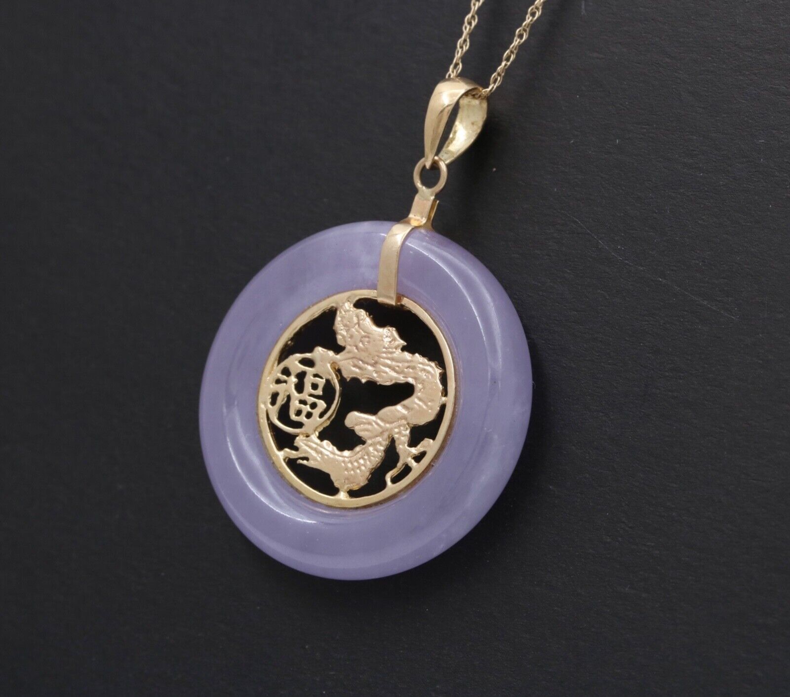 Vintage 14K Gold Lavender Jade Dragon Good Luck Fortune Pendant