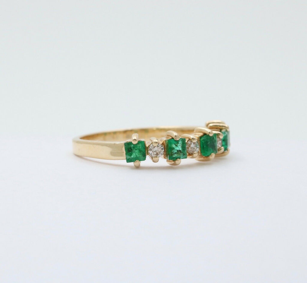 Vintage Emerald Diamonds 14K Yellow Gold Ring Band