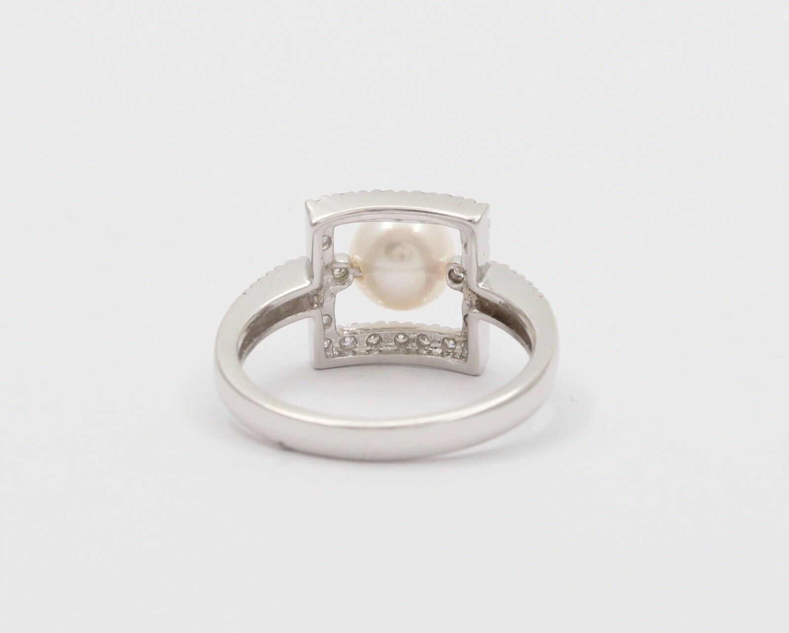 Mikimoto Pearl Diamonds 14K White Gold Ring