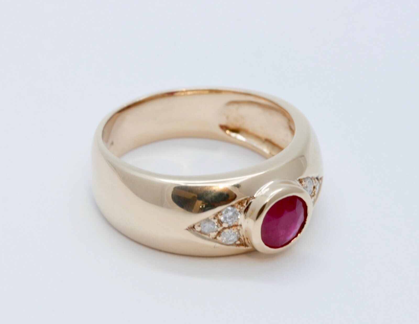 Ruby Diamonds 14K Yellow Gold Vintage Ring