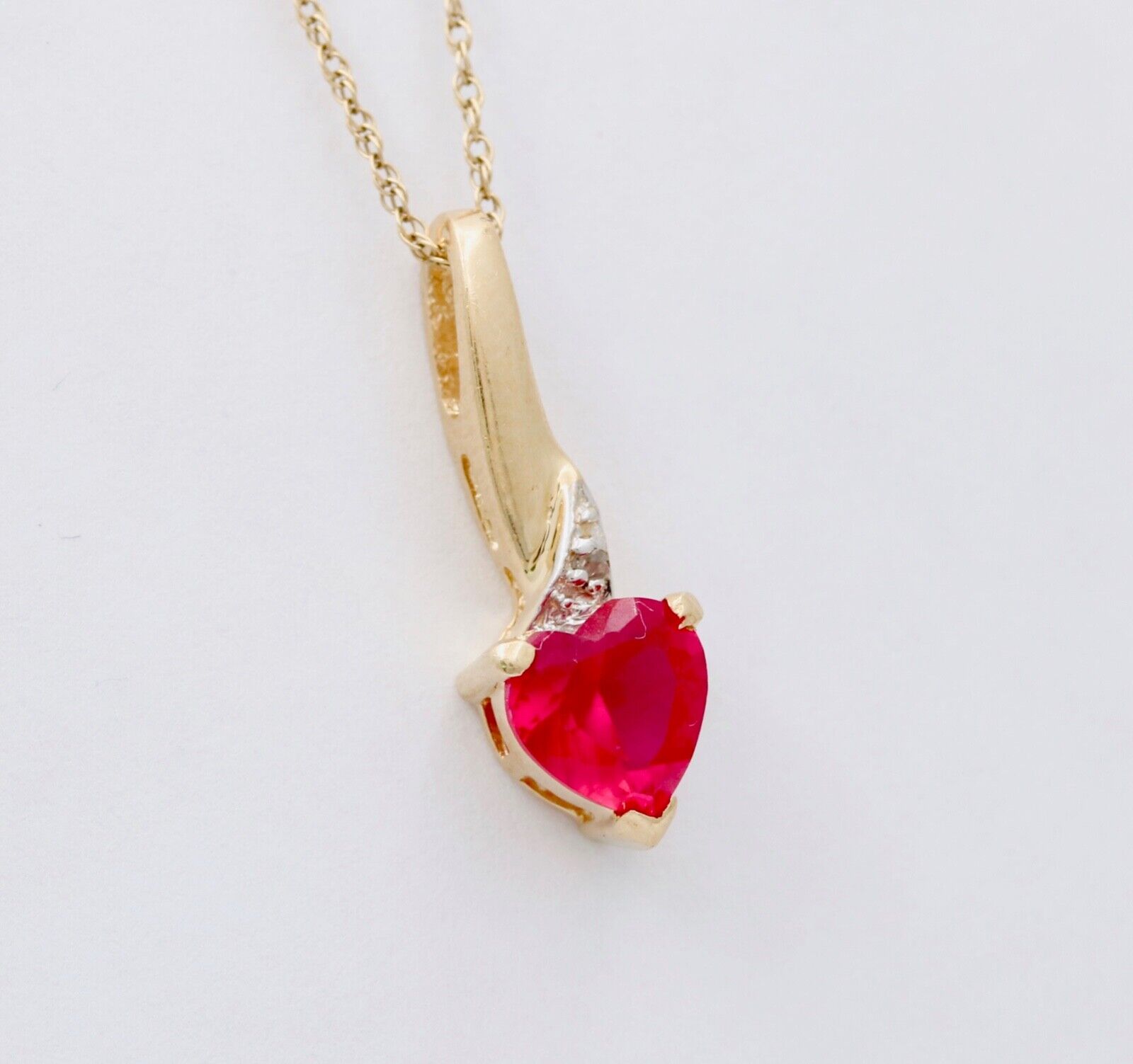 Vintage 10K Yellow Gold Heart Diamond Pendant