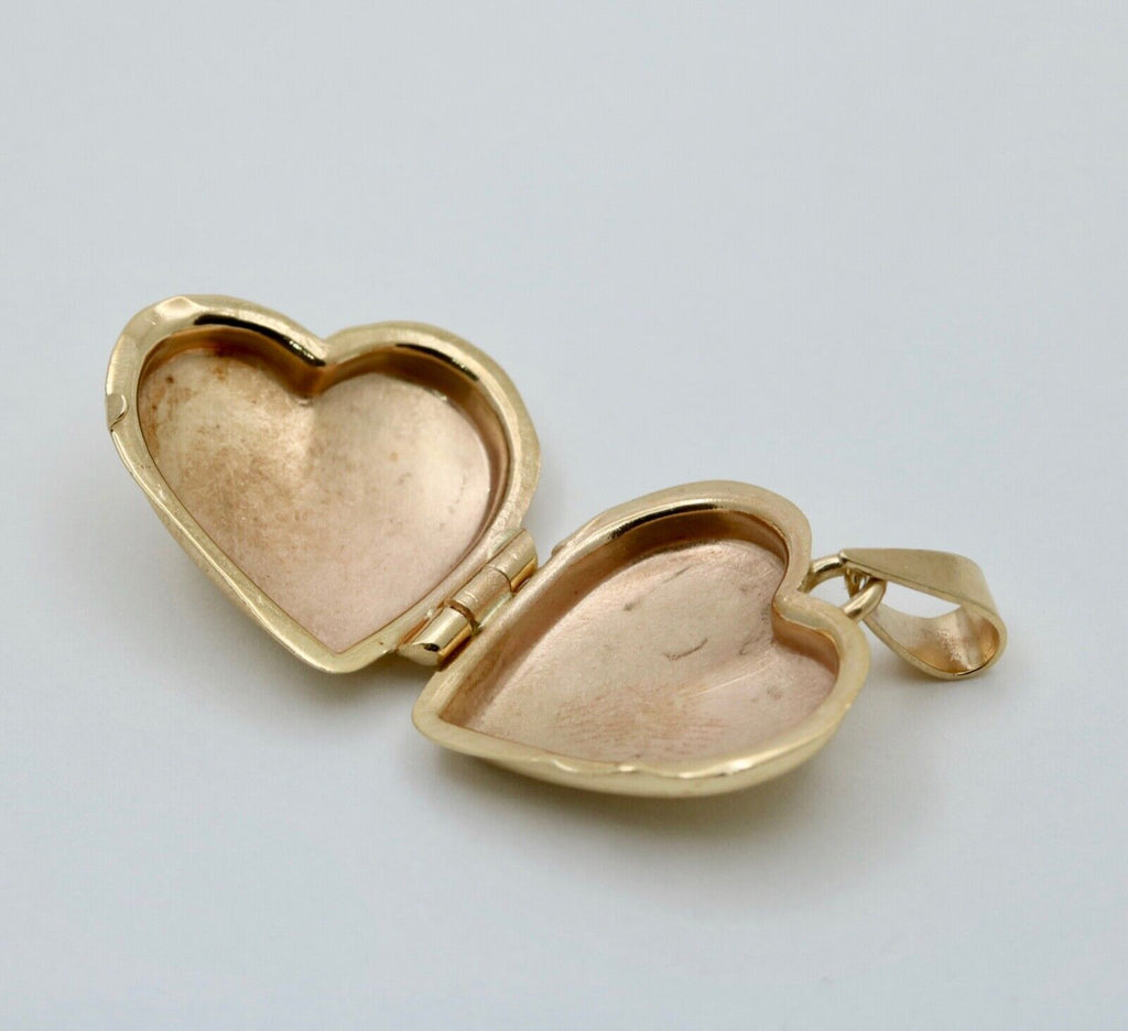 Vintage 14K Yellow Gold Heart Locket Pendant Charm
