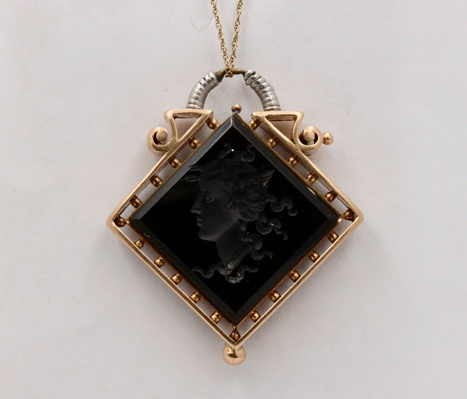 Art Nouveau Intaglio Carved Onyx 14K Yellow White Gold Pendant