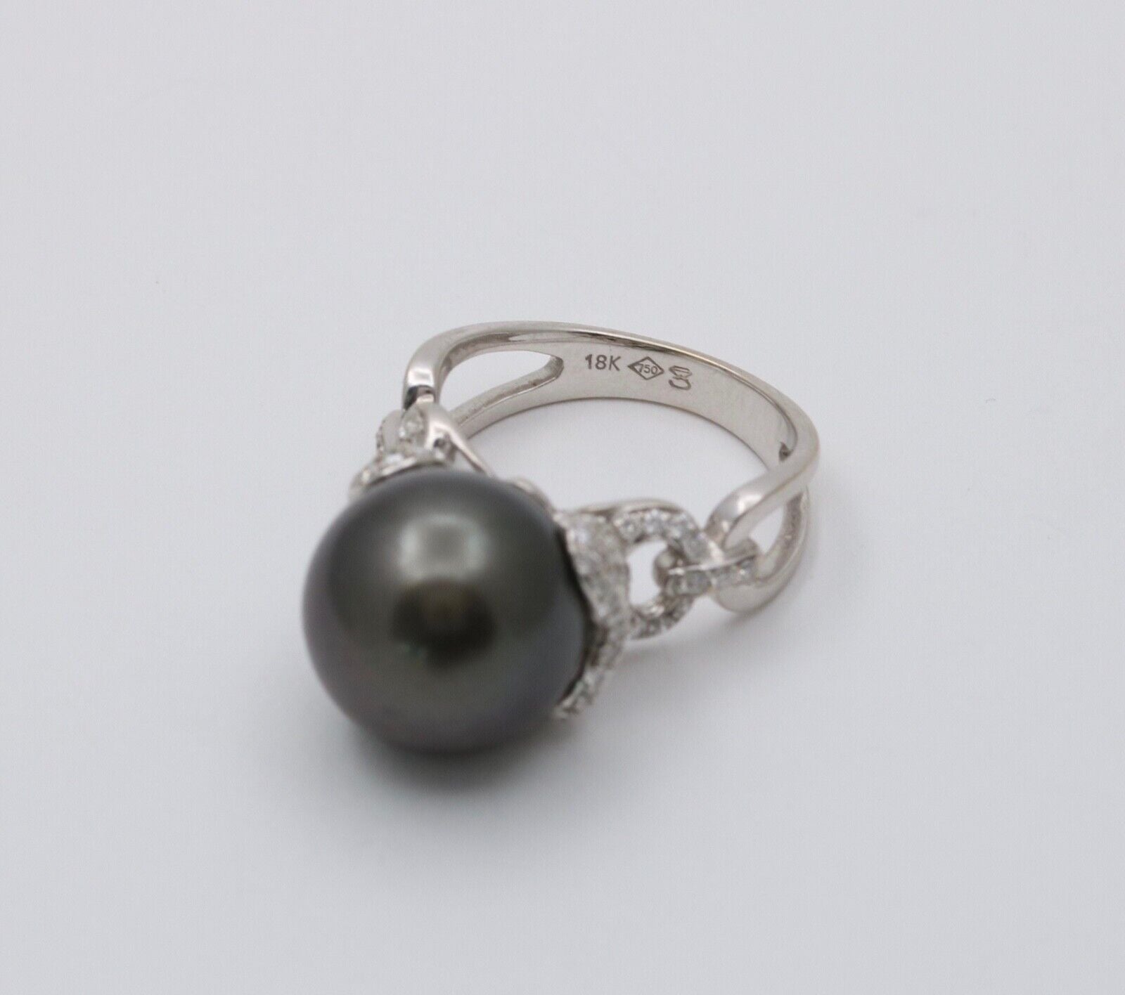 Vintage Tahitian South Sea Pearl Diamonds 18K White Gold Ring