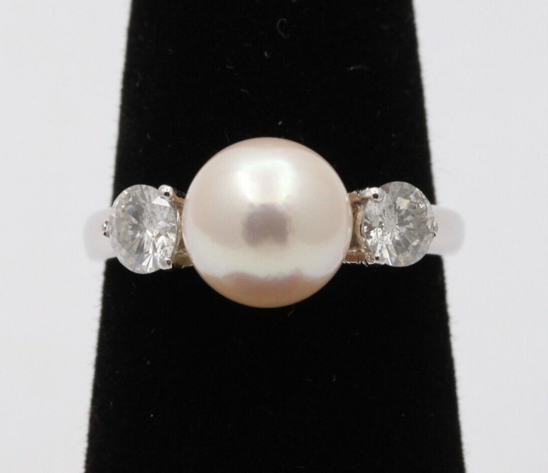 Classic Vintage 18K White Gold Akoya Pearl Diamond Ring,