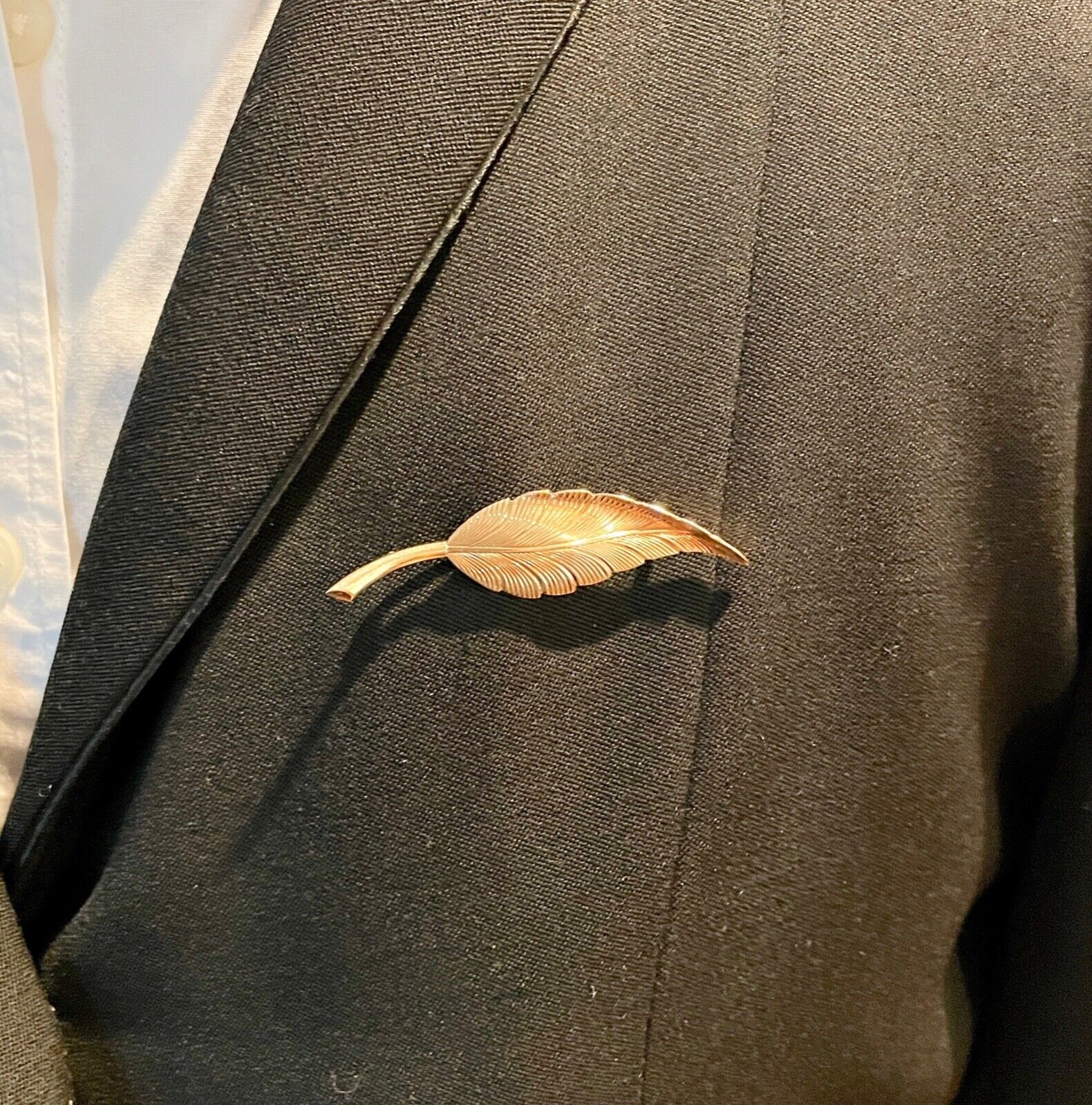 Tiffany & Co 14K Yellow Gold Feather Brooch, Pin.