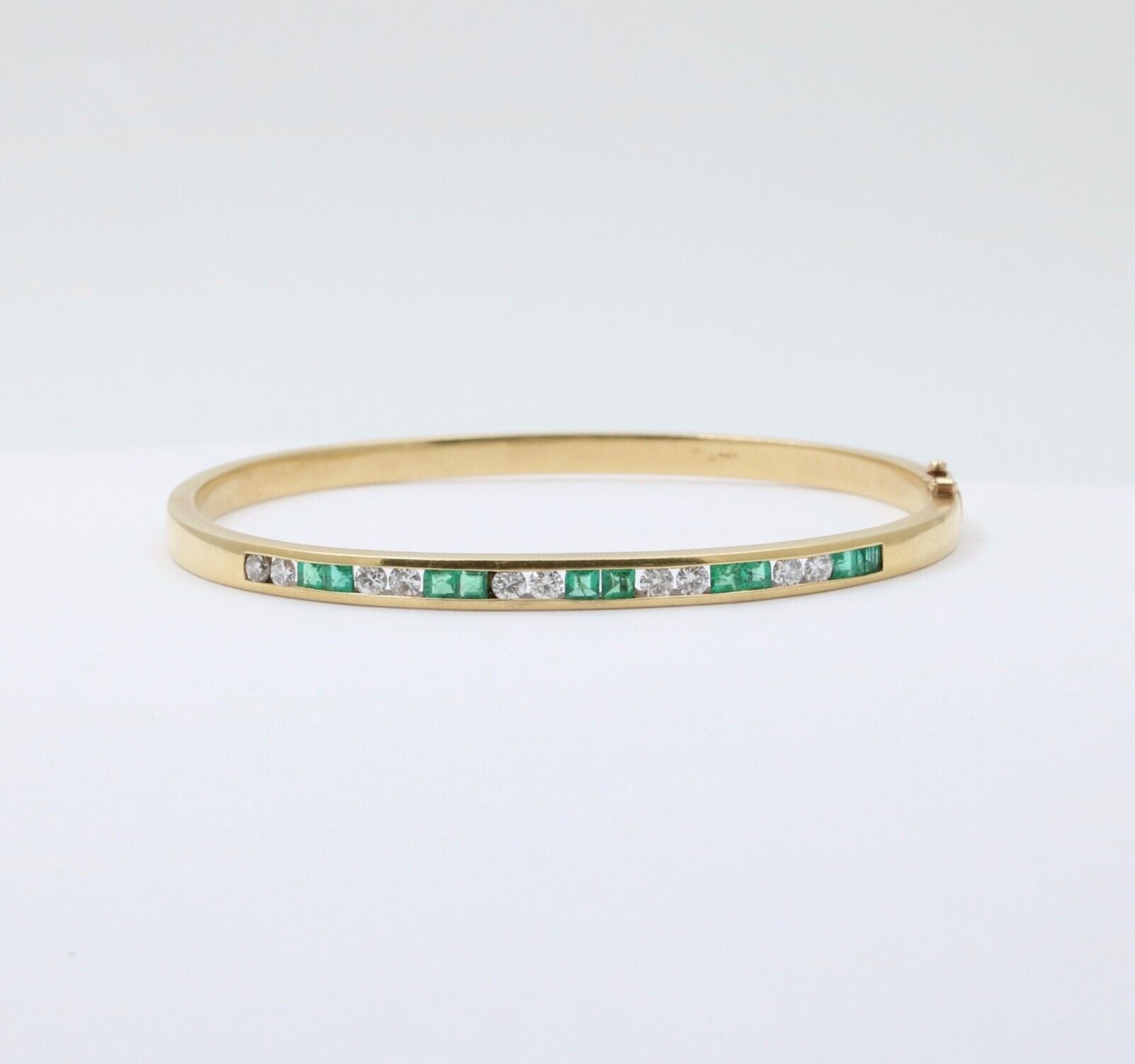 Vintage Emerald Diamond 18K Yellow Gold Bangle Bracelet