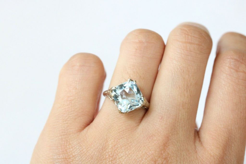 Art Deco 18K White Gold Synthetic Aquamarine Ring