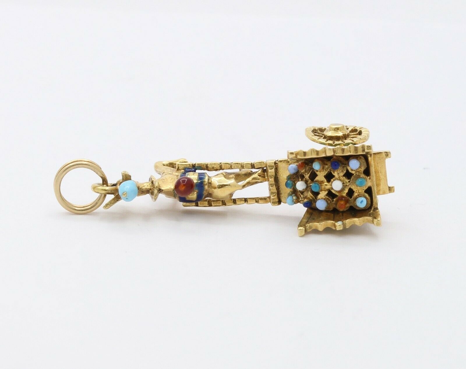 Vintage 18K Yellow Gold Enamel Horse Carriage Charm