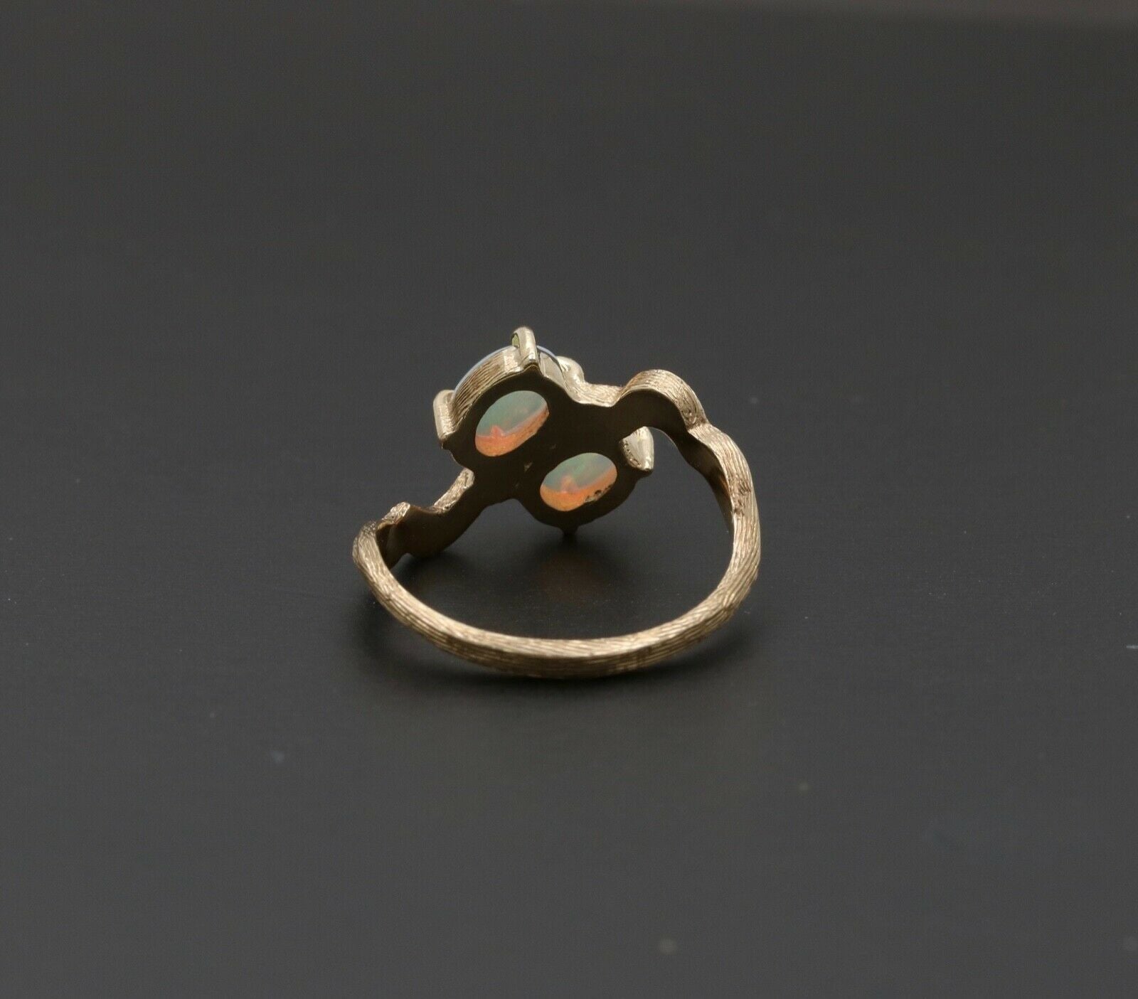 Vintage Opal Vine 14K Yellow Gold Ring