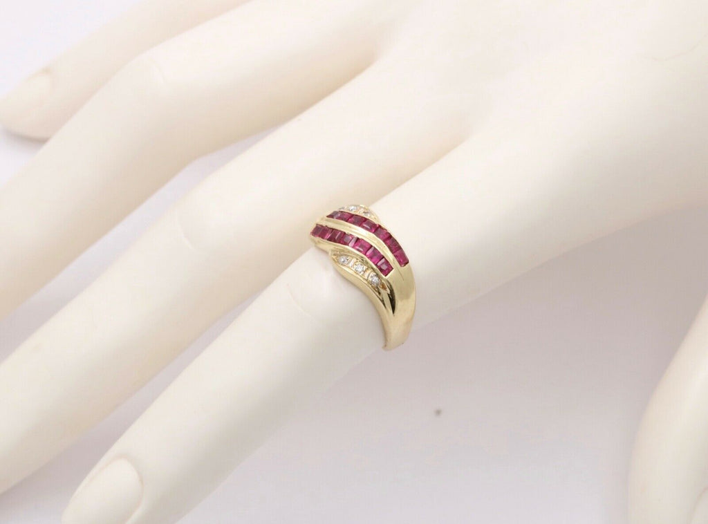 Vintage 14K Yellow Gold Ruby & Diamond Infinity Ring Band