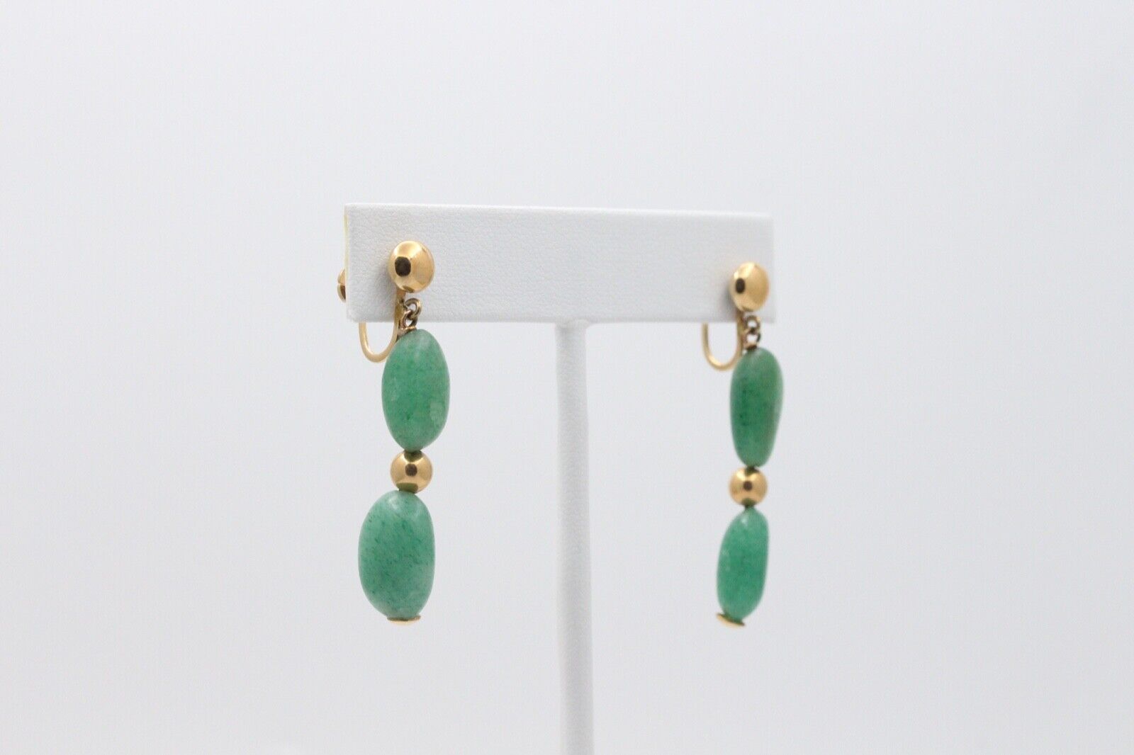 Vintage 14K Yellow Gold Aventurine Dangling Earrings